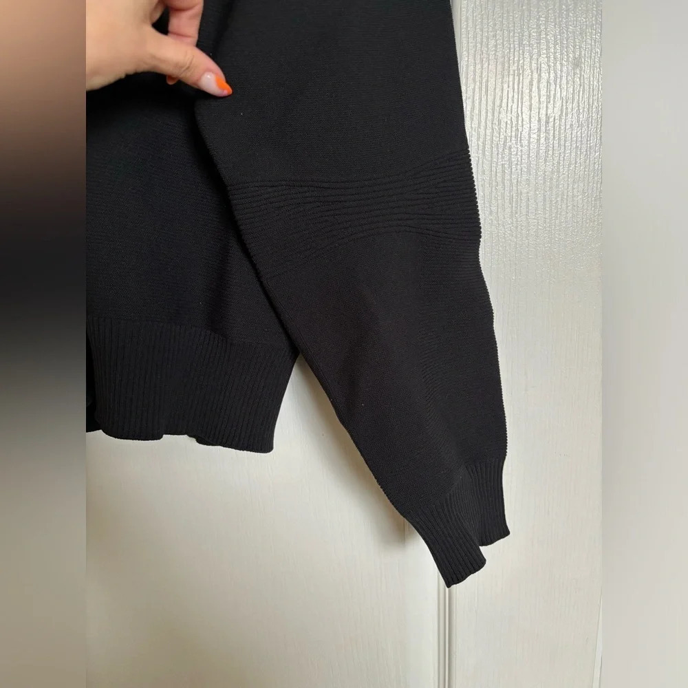 LULULEMON All Around Sweater - Picture 7 of 8